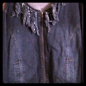 Unique fringed collar denim jacket